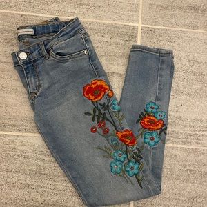 Girls Levi’s jeans